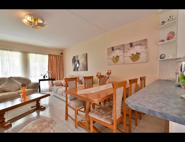 3 BEDROOM COMPLEX FOR SALE IN OAKDENE